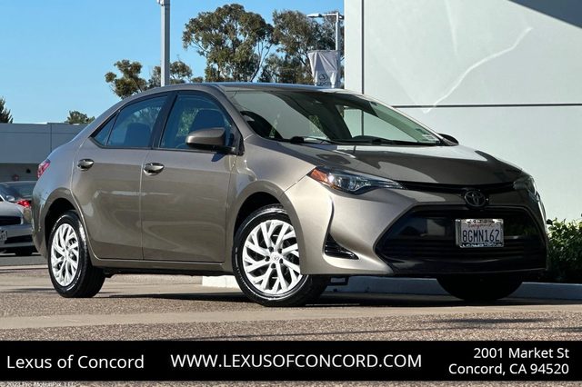 2019 Toyota Corolla LE FWD photo