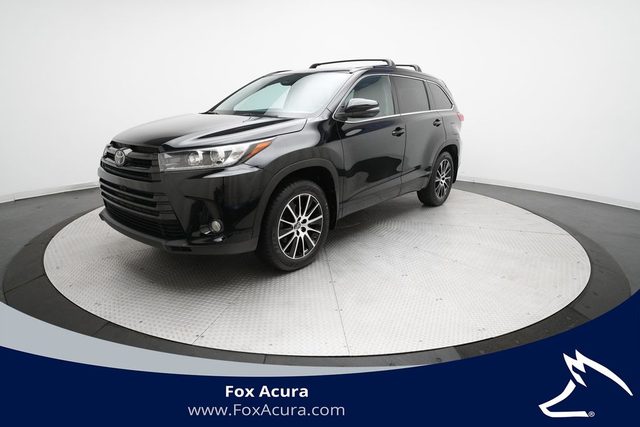 2018 Toyota Highlander SE AWD photo