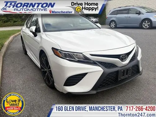 2018 Toyota Camry SE FWD photo