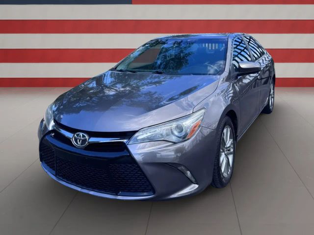 2017 Toyota Camry SE FWD photo