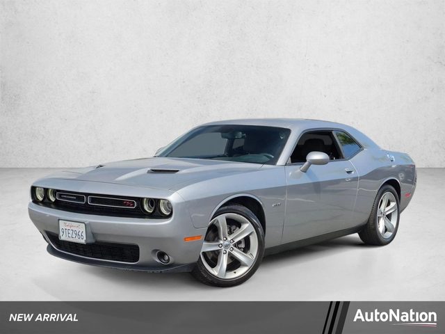 2017 Dodge Challenger R/T RWD photo