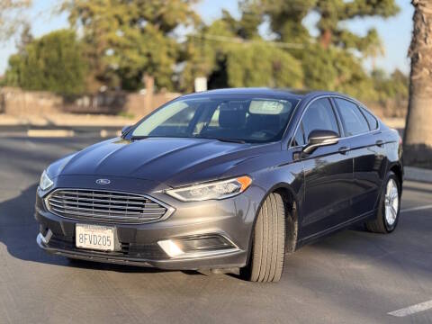 2018 Ford Fusion SE FWD photo