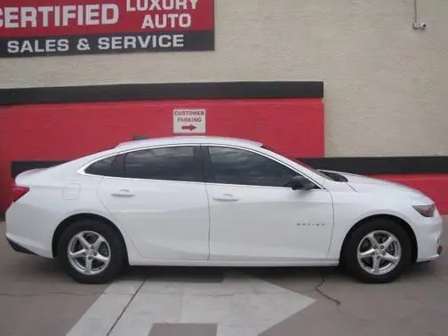 2018 Chevrolet Malibu LS FWD photo