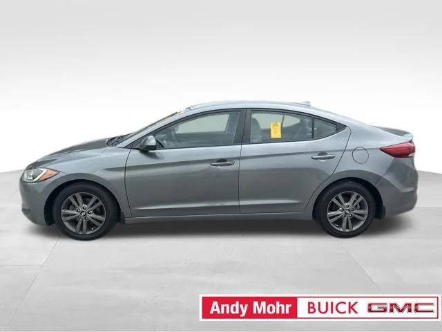 2018 Hyundai Elantra SEL FWD photo