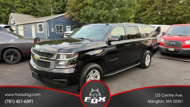 2019 Chevrolet Suburban LT 4WD photo