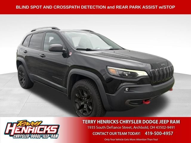2019 Jeep Cherokee Trailhawk 4WD photo