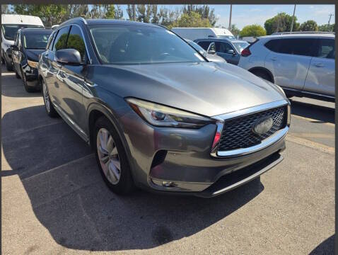 2019 Infiniti QX50 ESSENTIAL FWD photo