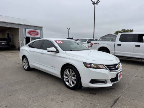 2017 Chevrolet Impala LT FWD photo