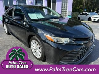 2018 Toyota Camry LE FWD photo