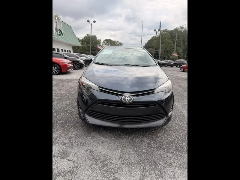 2019 Toyota Corolla LE FWD photo