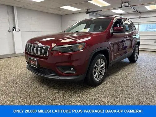 2019 Jeep Cherokee Latitude Plus FWD photo