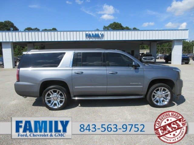 2019 GMC Yukon XL SLT 4WD photo