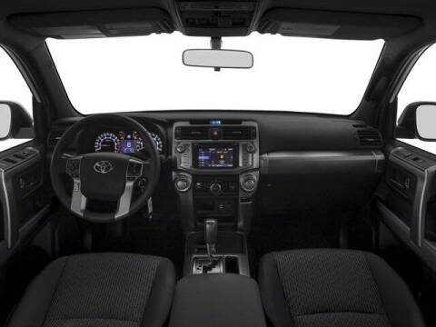2018 Toyota 4Runner SR5 4WD photo