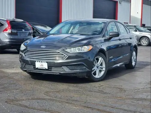 2018 Ford Fusion SE FWD photo