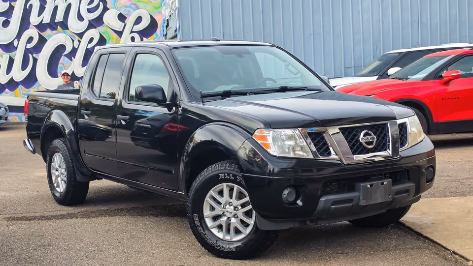 2016 Nissan Frontier SV 4WD photo