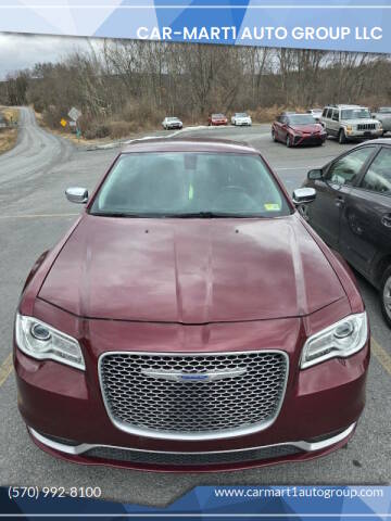 2018 Chrysler 300 Touring RWD photo