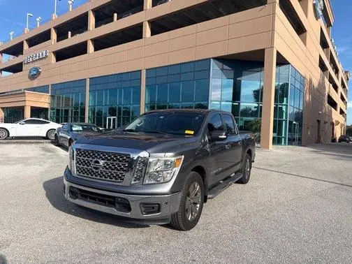 2018 Nissan Titan SV RWD photo