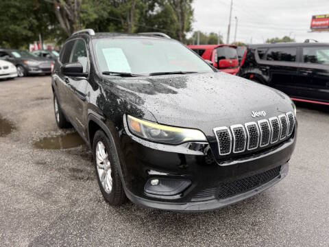 2019 Jeep Cherokee Latitude FWD photo