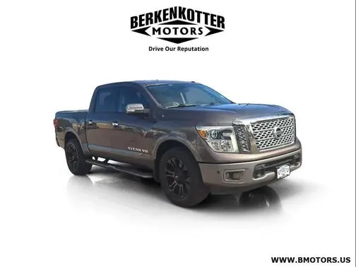 2018 Nissan Titan Platinum Reserve 4WD photo
