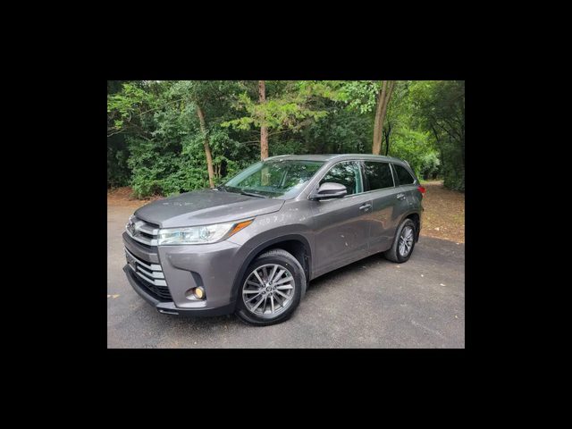 2018 Toyota Highlander XLE AWD photo