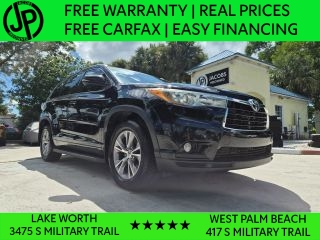 2015 Toyota Highlander LE Plus FWD photo