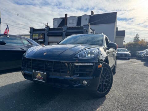 2018 Porsche Macan S AWD photo
