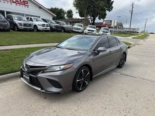 2018 Toyota Camry XSE FWD photo