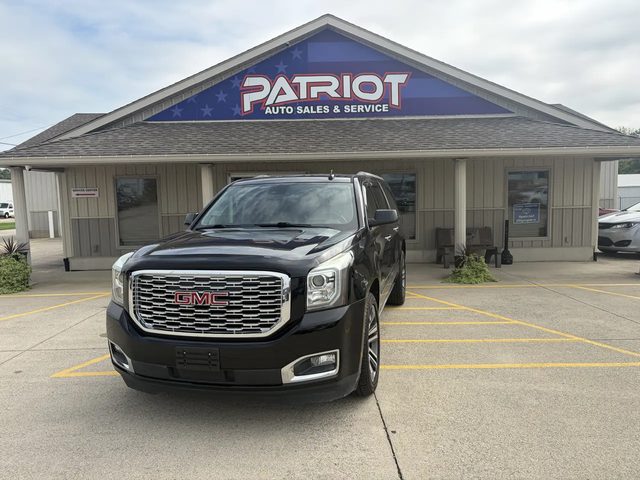 2019 GMC Yukon XL Denali RWD photo