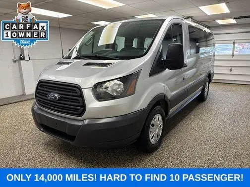 2018 Ford Transit Passenger Wagon XL RWD photo