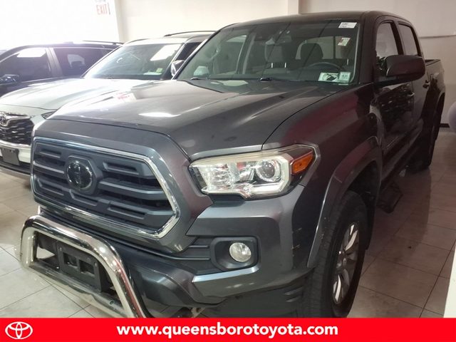 2018 Toyota Tacoma SR5 4WD photo