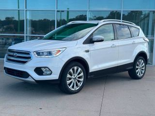 2018 Ford Escape Titanium 4WD photo