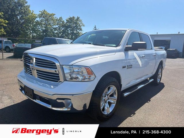 2017 Ram 1500 SLT 4WD photo