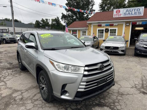 2018 Toyota Highlander LE AWD photo