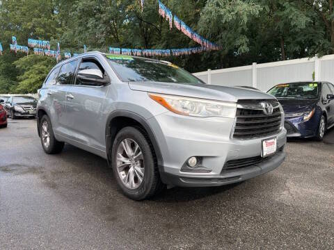 2015 Toyota Highlander XLE AWD photo