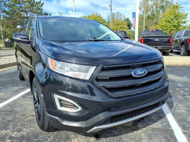 2018 Ford Edge SEL AWD photo