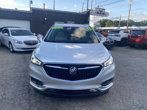 2019 Buick Enclave Essence AWD photo
