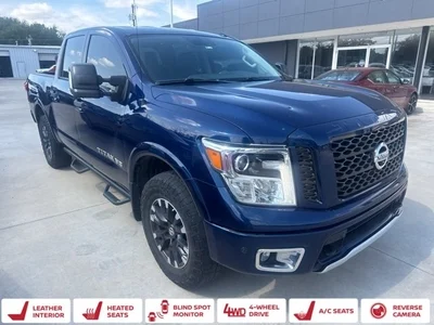 2018 Nissan Titan PRO-4X 4WD photo