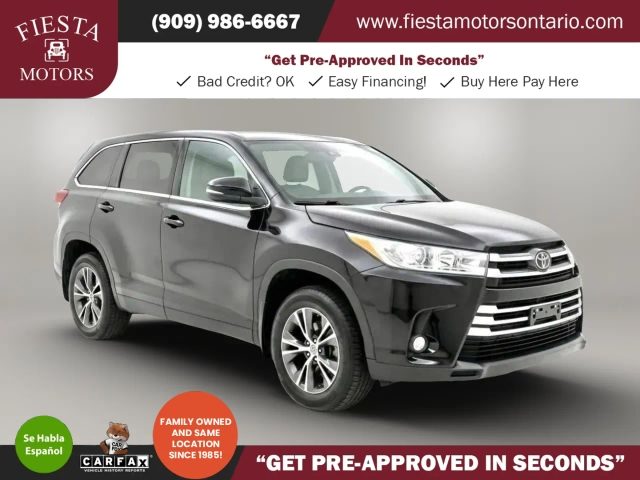 2018 Toyota Highlander LE Plus FWD photo