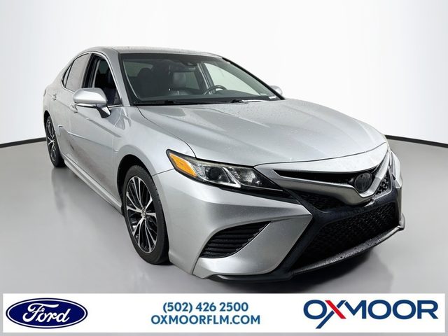 2018 Toyota Camry SE FWD photo