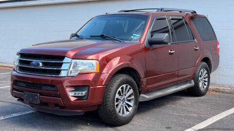 2017 Ford Expedition XLT 4WD photo