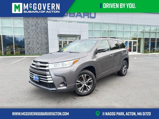 2018 Toyota Highlander LE AWD photo