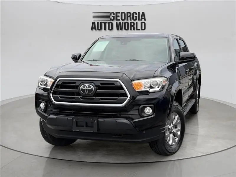 2018 Toyota Tacoma SR5 4WD photo