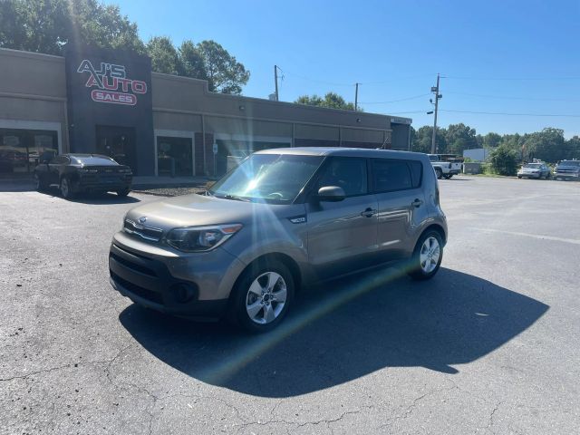 2019 Kia Soul Base FWD photo