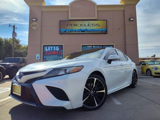 2018 Toyota Camry XSE FWD photo