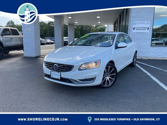 2018 Volvo S60 Inscription AWD photo