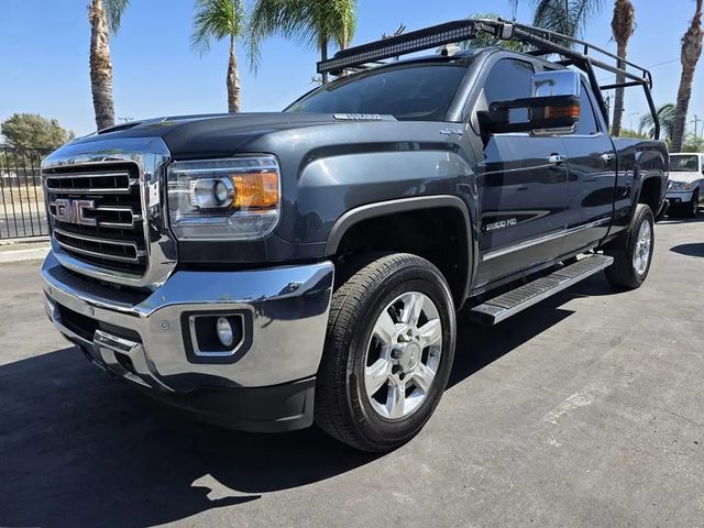 2019 GMC Sierra 2500HD SLT 4WD photo