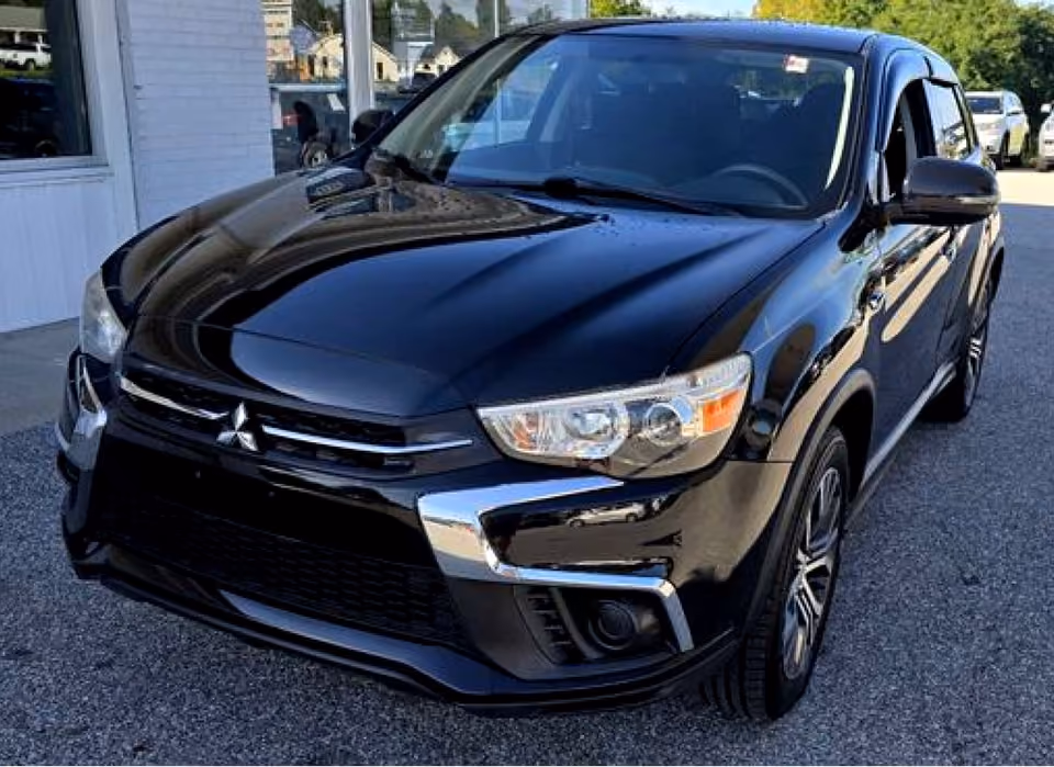 2018 Mitsubishi Outlander Sport ES 2.0 FWD photo