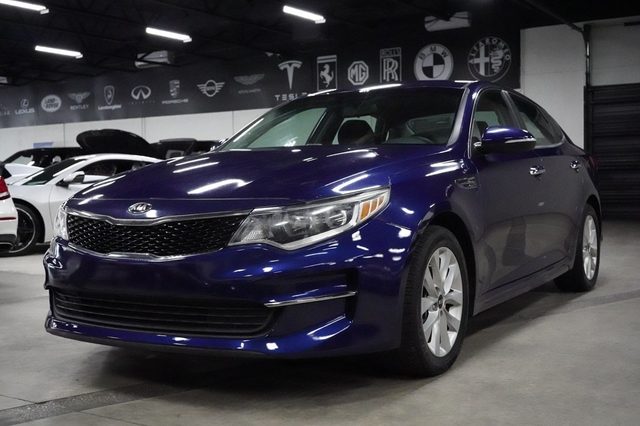 2017 Kia Optima LX FWD photo