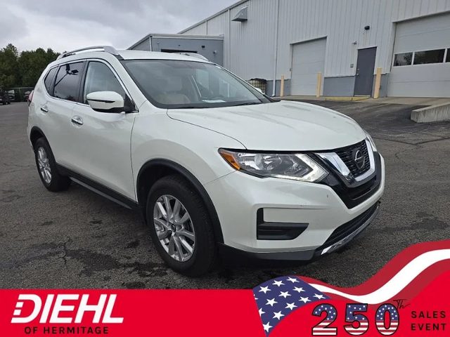 2018 Nissan Rogue SV AWD photo