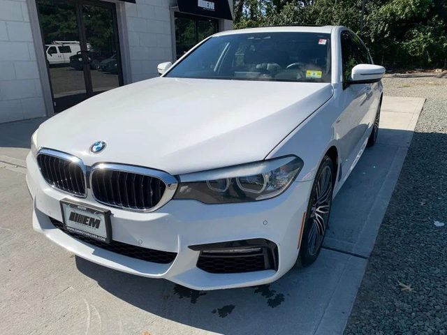 2019 BMW 5 Series 530i xDrive AWD photo